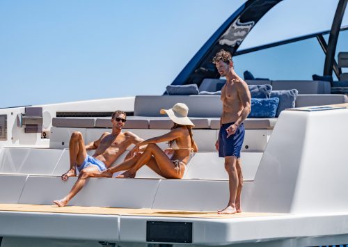 1_Lifestyle_OnBoard