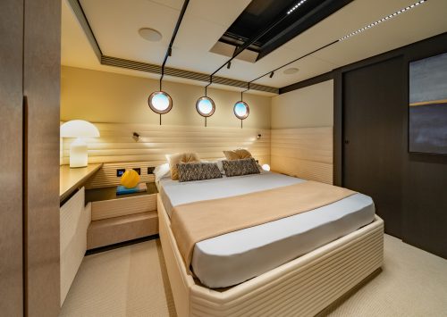3_Owner's_Cabin