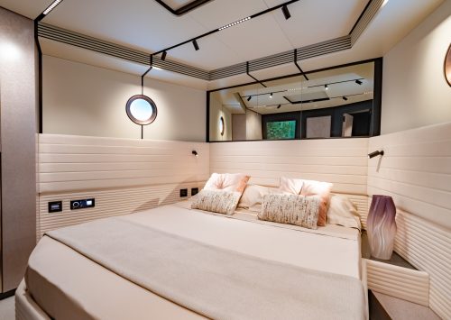 5_VIP's_Cabin