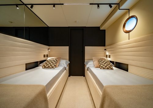 7_Guest's_Cabin