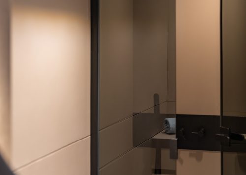 9_Bathroom